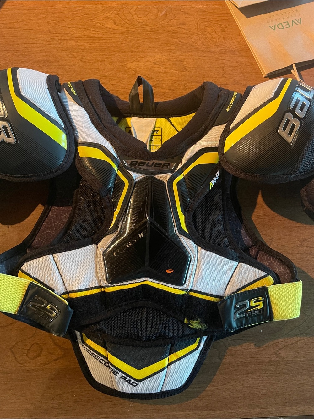 Bauer Hockey Shoulder Pads in White, Yellow & Black